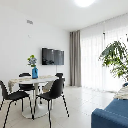 Beplace Apartments In Chinatown Milan Exterior photo