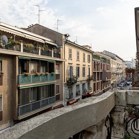 Beplace Apartments In Chinatown Milan Exterior photo
